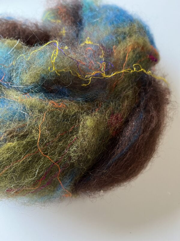 Art Batt - Garden : Wensleydale, silk, angelina sparkle, Romney, Alpaca - Image 3